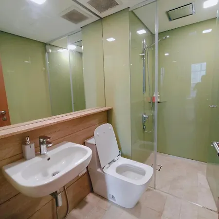 Sky Suites Klcc By Home Stay Kuala Lumpur Exterior photo