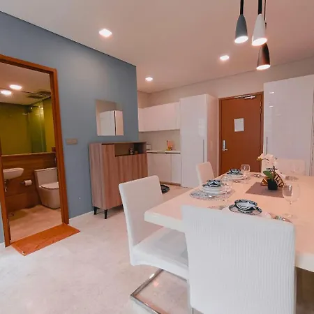 Sky Suites Klcc By Home Stay Kuala Lumpur Exterior photo